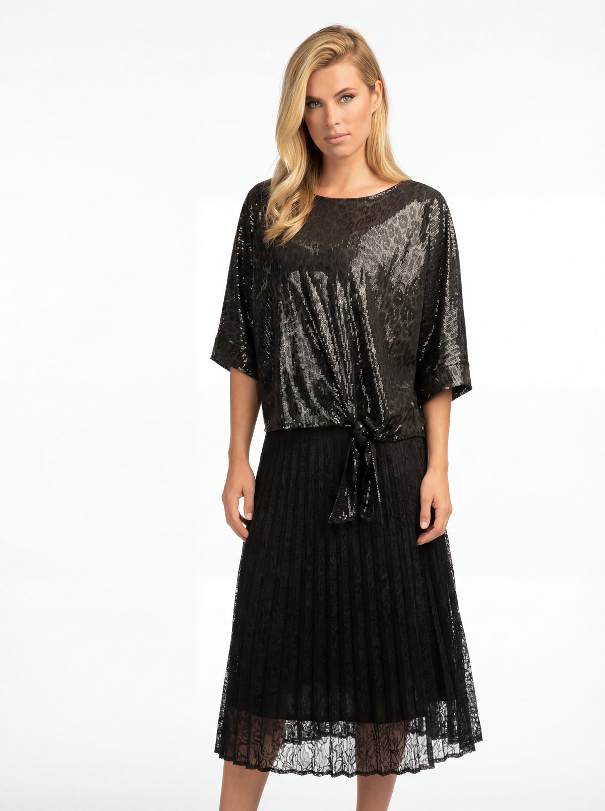 Frank Lyman Black/Gold Kn + Velvet Trim Pleated - 05