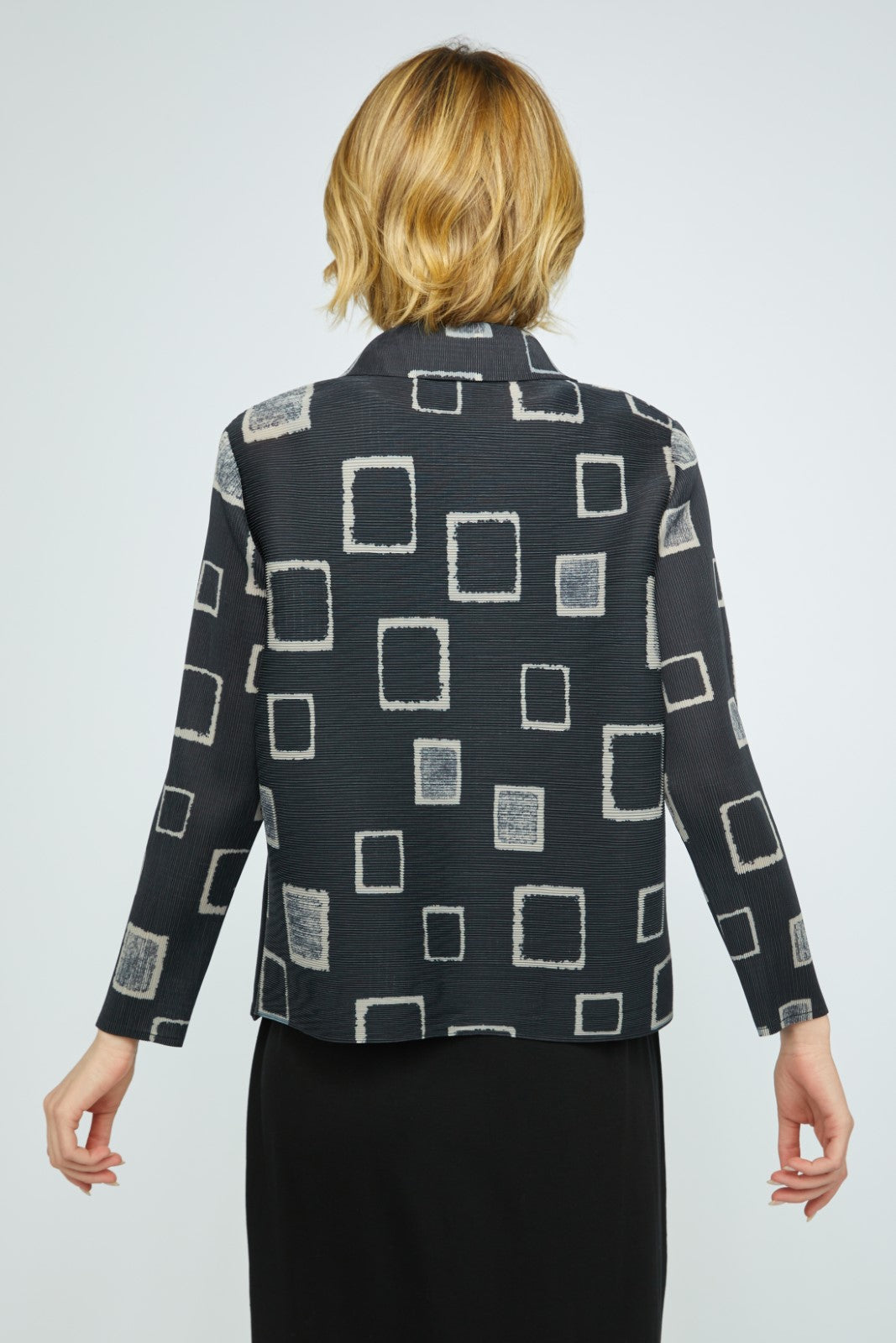 PARISIAN PLEATS JACKET
